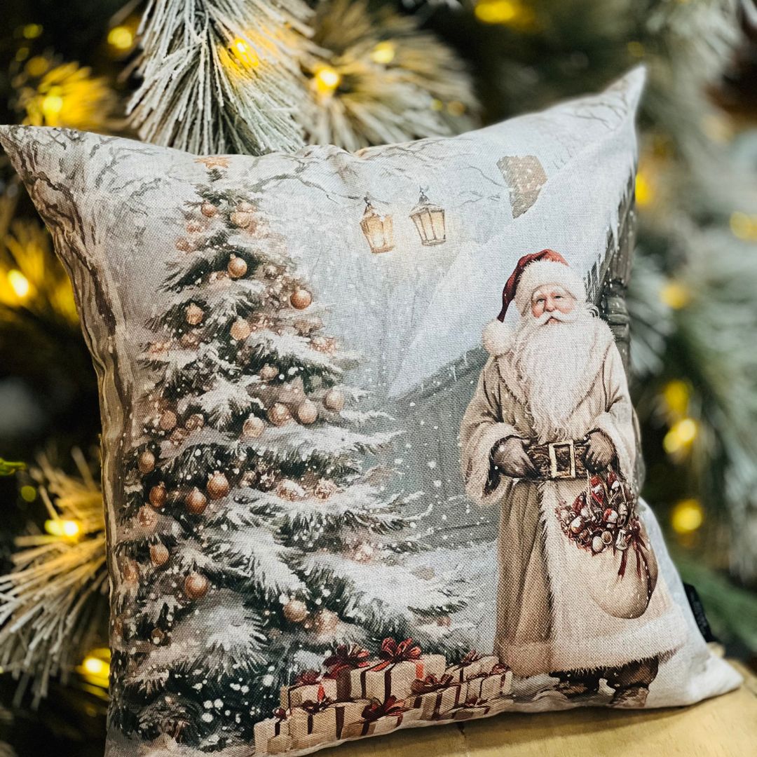 Capa Natalina Papai Noel Branco 43x43cm
