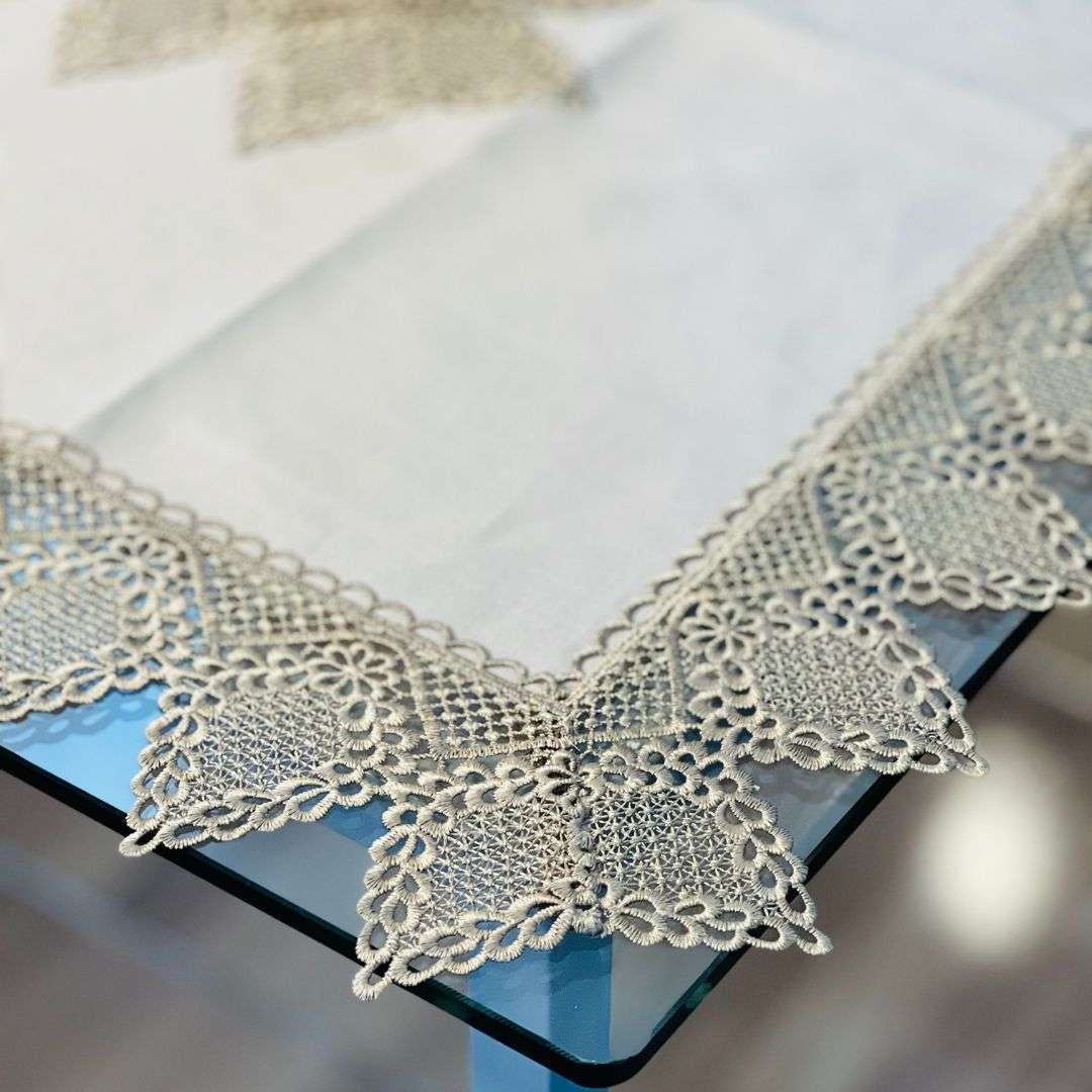 Toalha de Mesa Quadrada - 85x85cm (Gr-27d726)