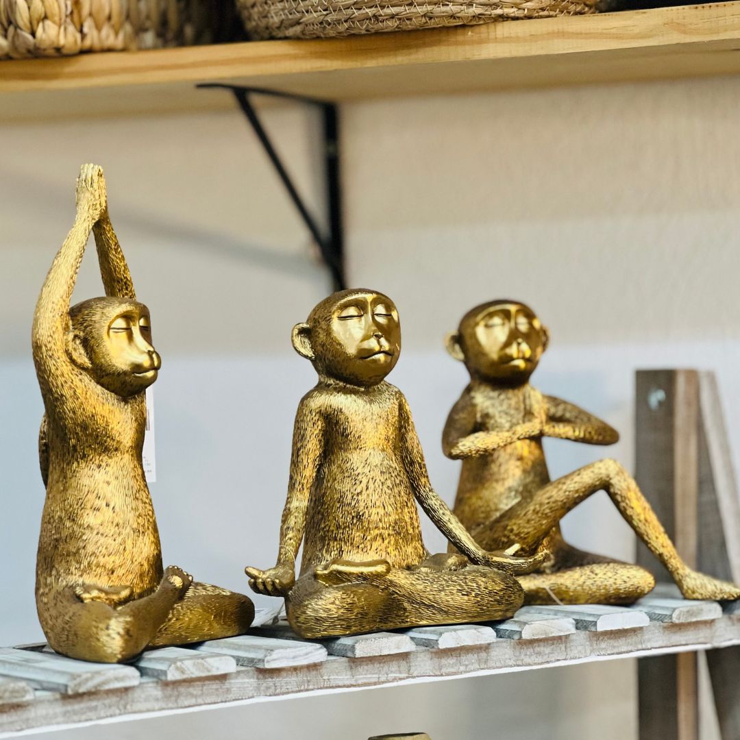 Escultura Macaco Yoga Em Poliresina A - 28,5cm