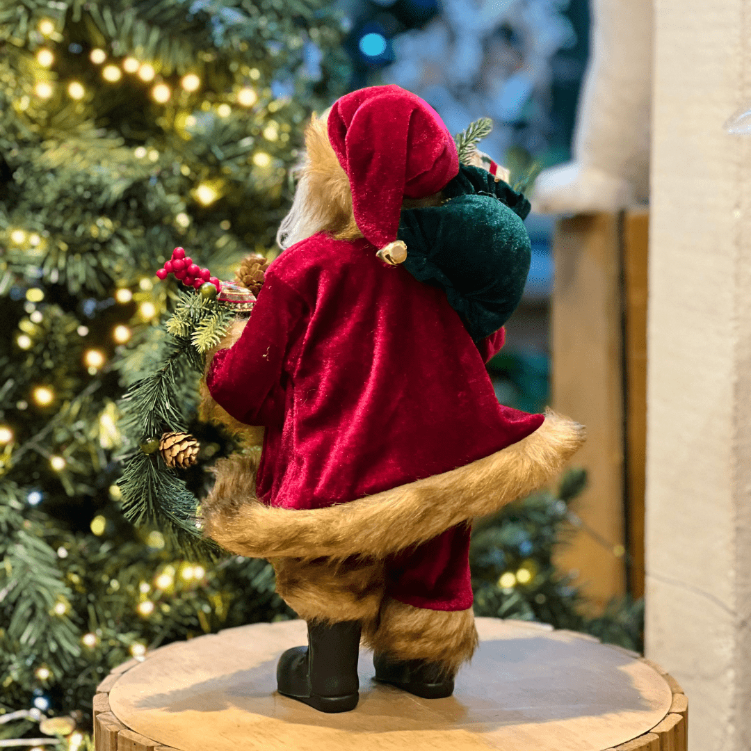 Papai Noel Com Casaco de Veludo e Guirlanda 40cm