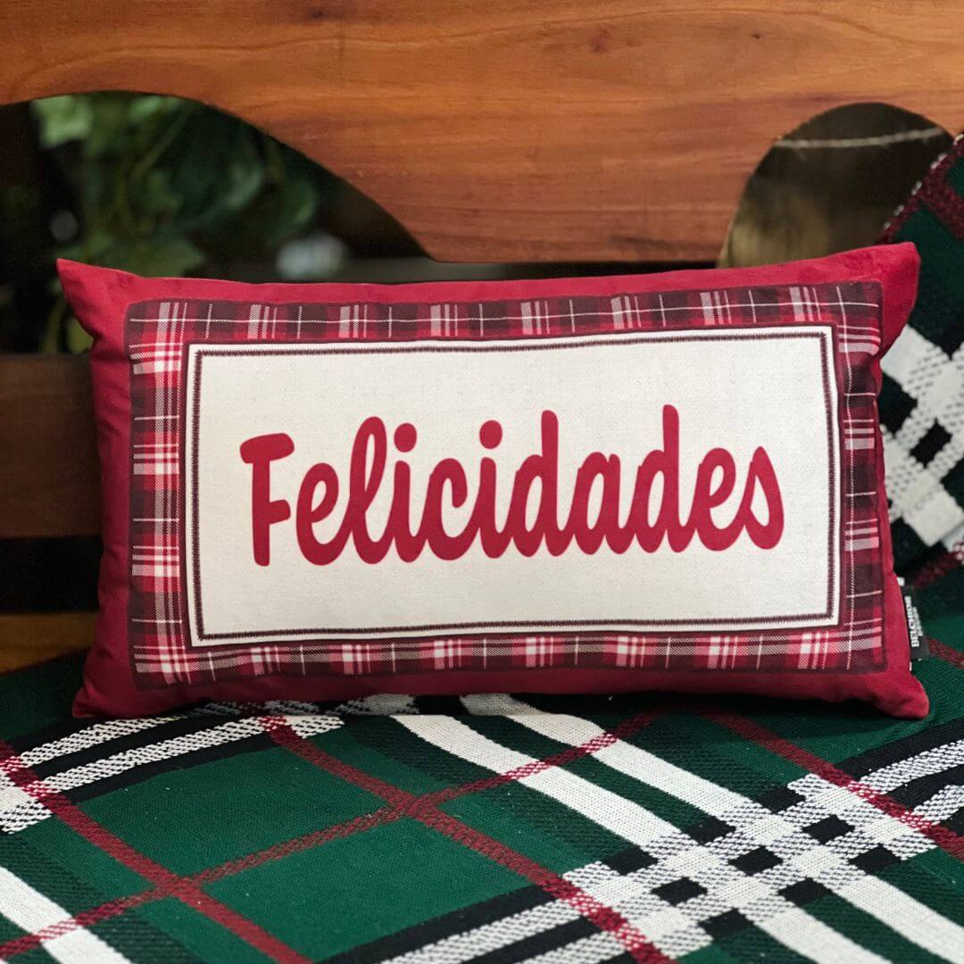 Capa Natalina Estampa Xadrez Felicidades 28x48cm
