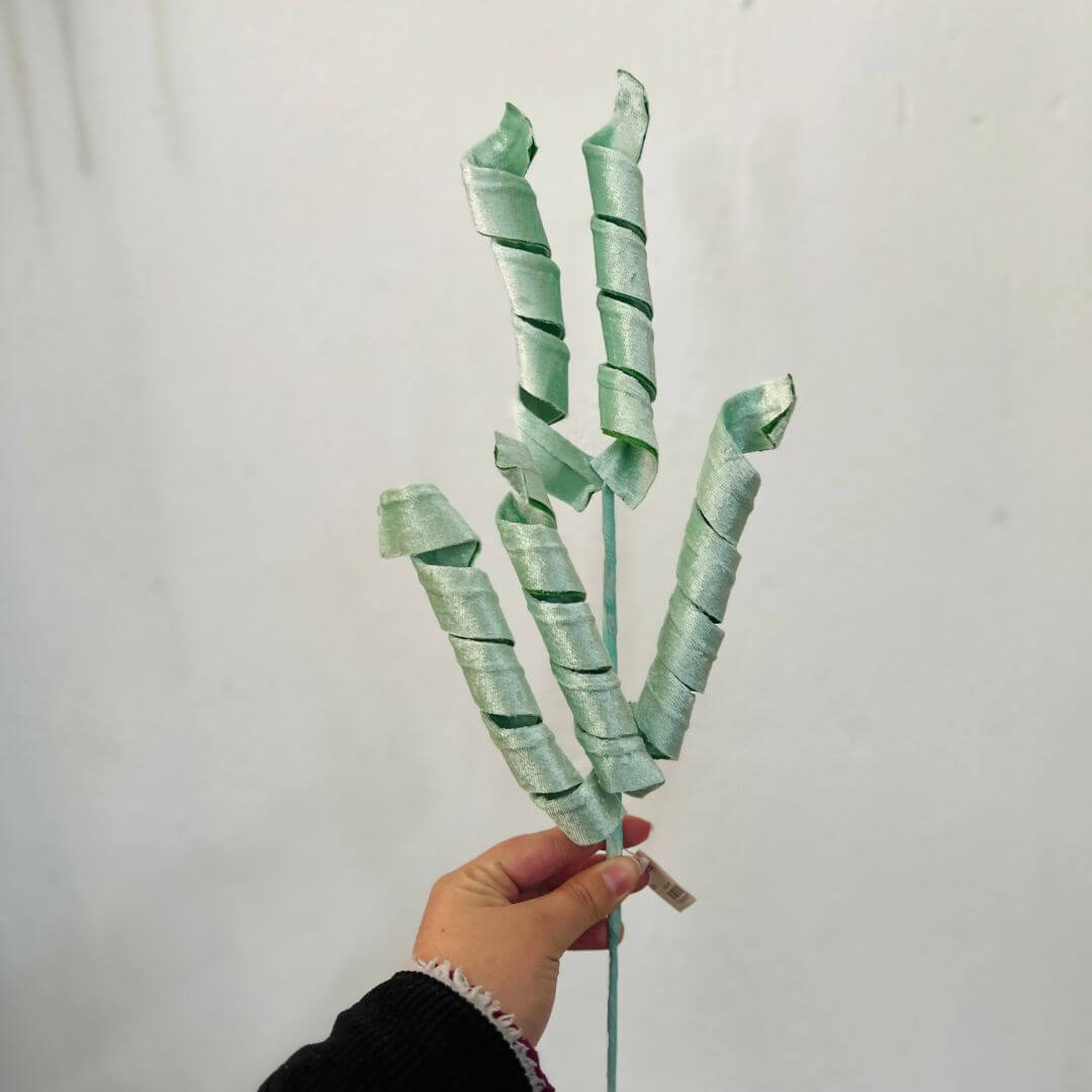 Galho Espiral Verde Claro – 48cm