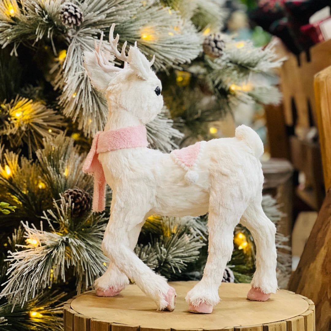 Rena de Natal Branco e Rosa Em Pé de Sisal 43cm
