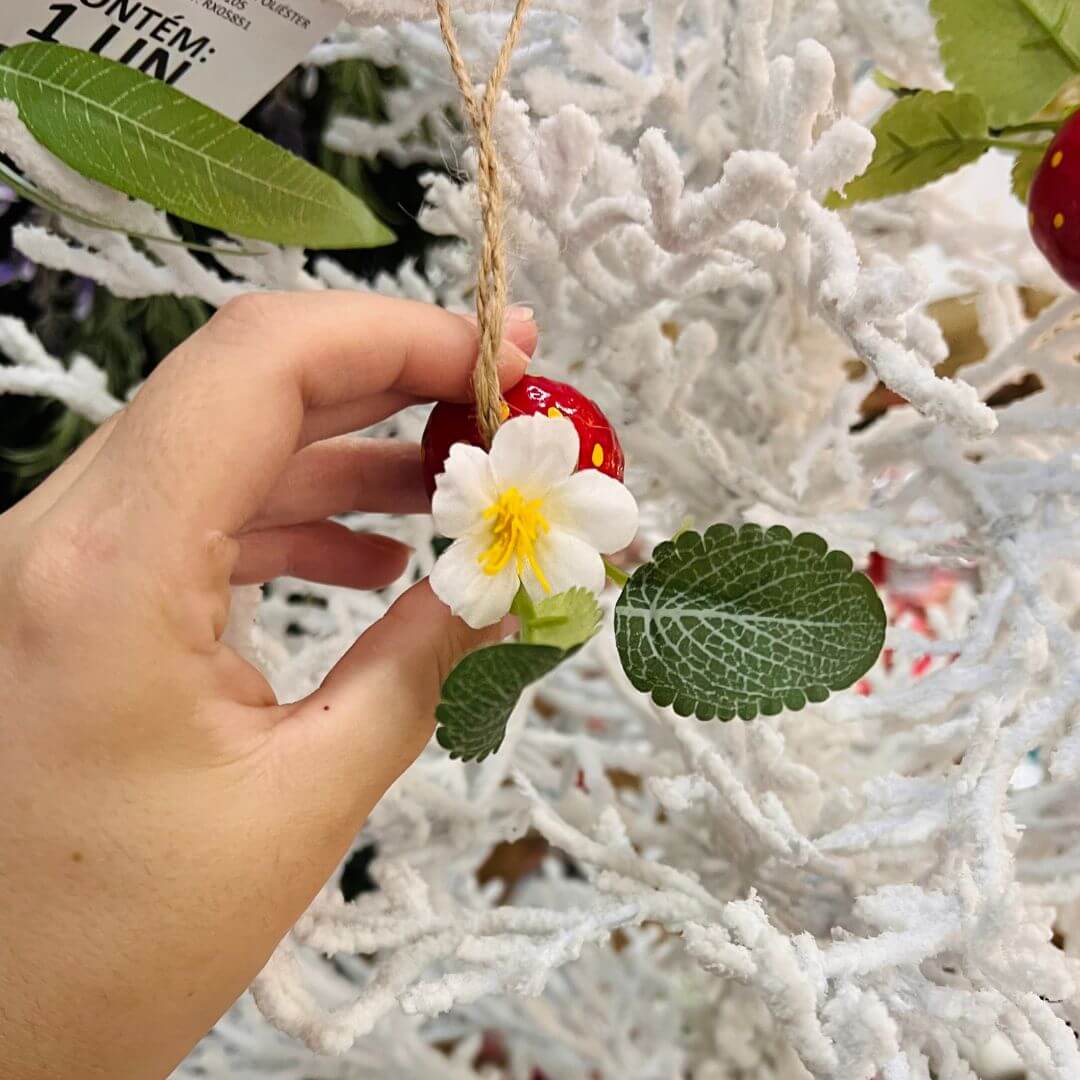 Enfeite Pendente Morango – 4cm