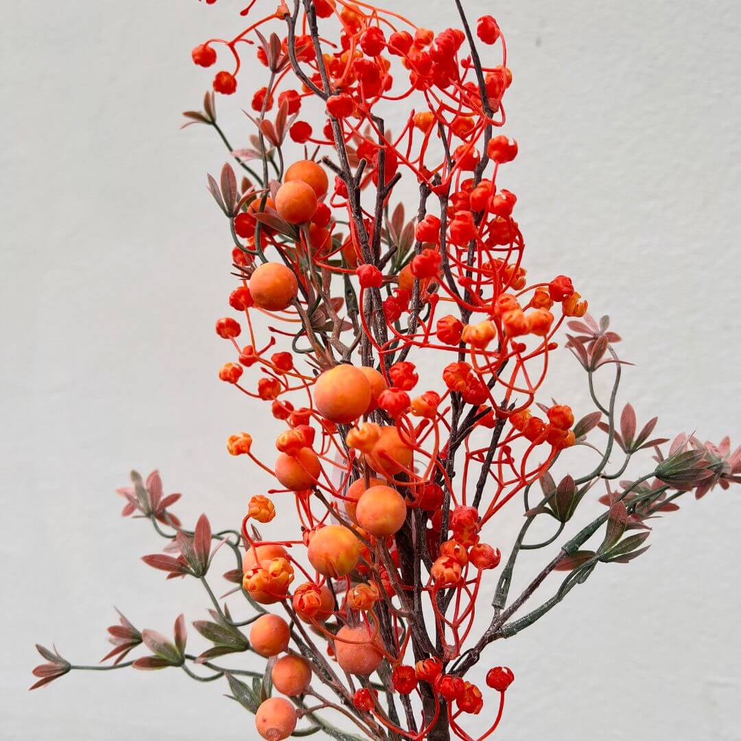 Galho Decorativo com Berry Laranja – 62cm