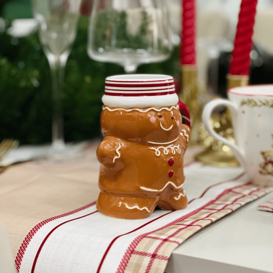 Caneca Natalina de Cerâmica Em Formato de Ginger 350ml 12cm