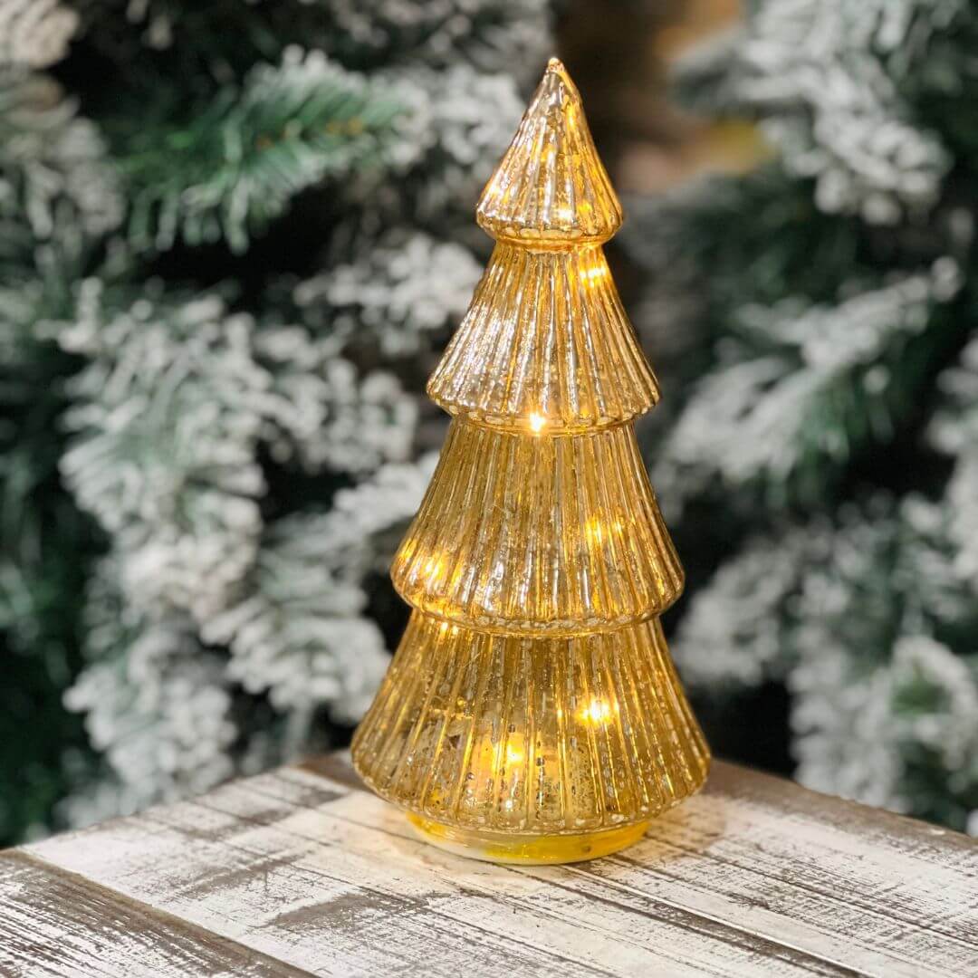 Árvore Decorativa Dourada com LED – 23cm