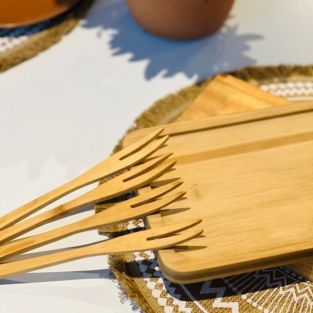 Conjunto Quatro Garfos para Petisco de Bambu - 18cm
