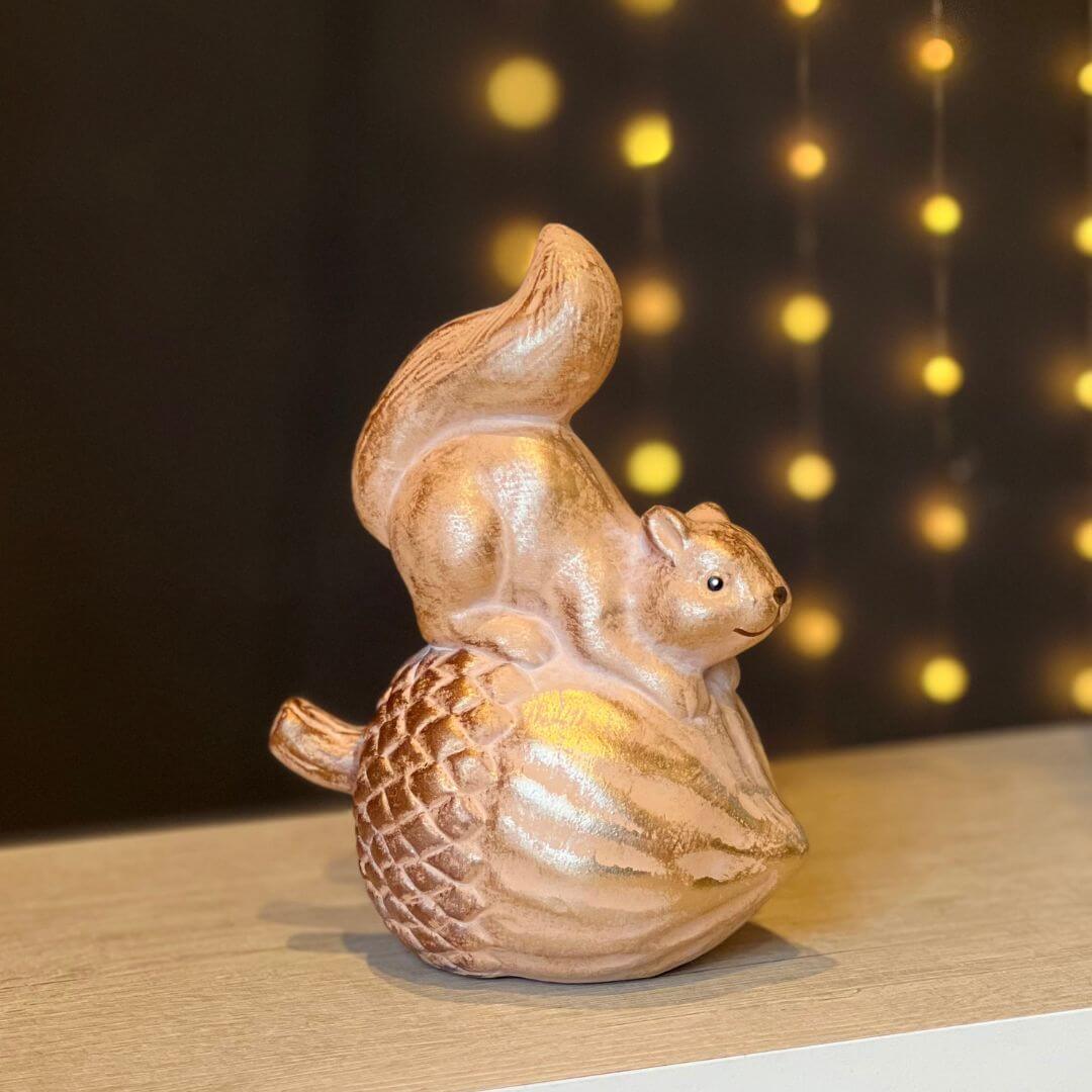 Esquilo Decorativo Rústico – 17cm