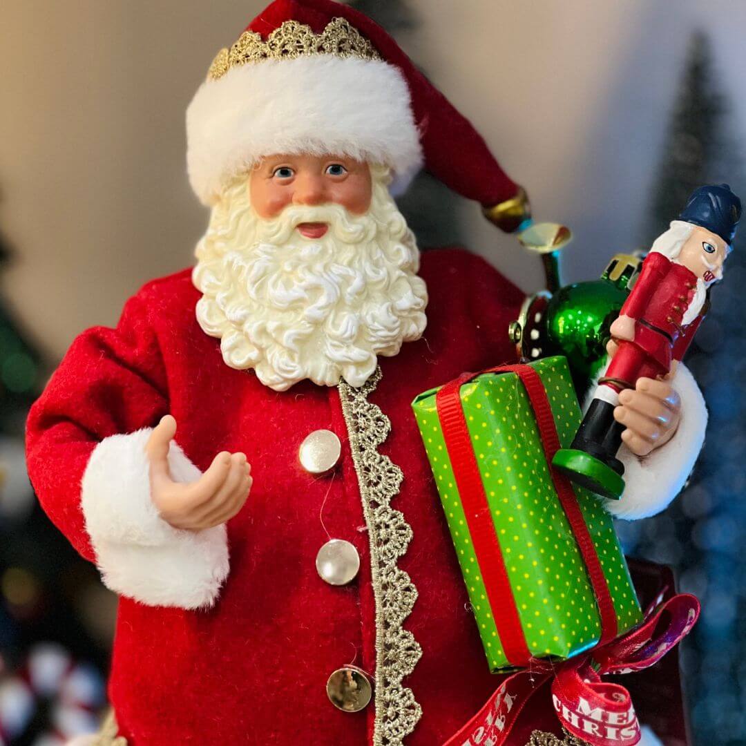 Papai Noel Presenteiro - 28cm