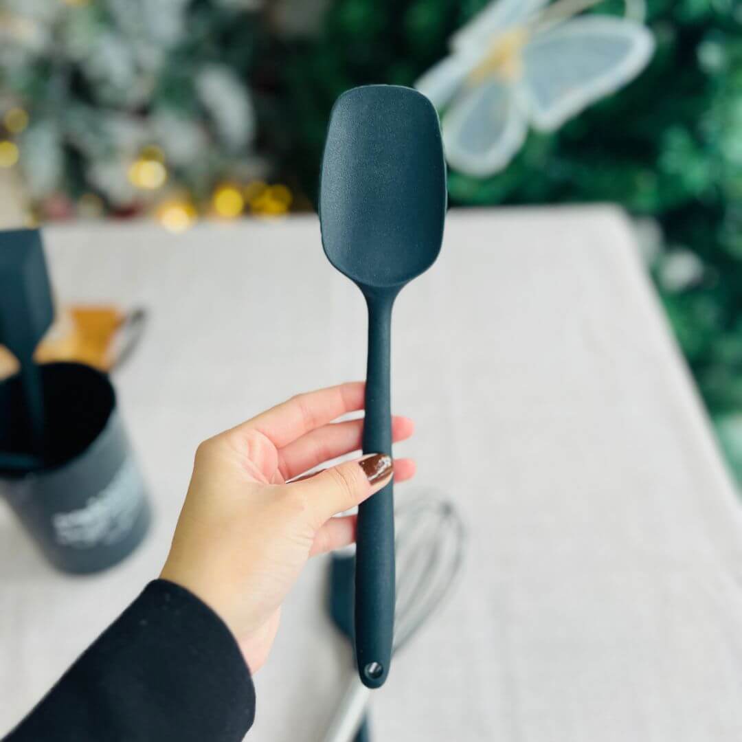 Conjunto de 6 Utensílios para Confeitaria de Silicone Com Suporte Preto