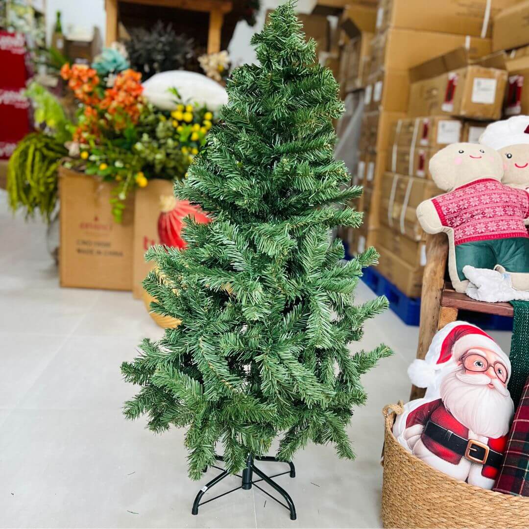 Árvore de Natal Ipanema Verde – 120cm | 250 Hastes
