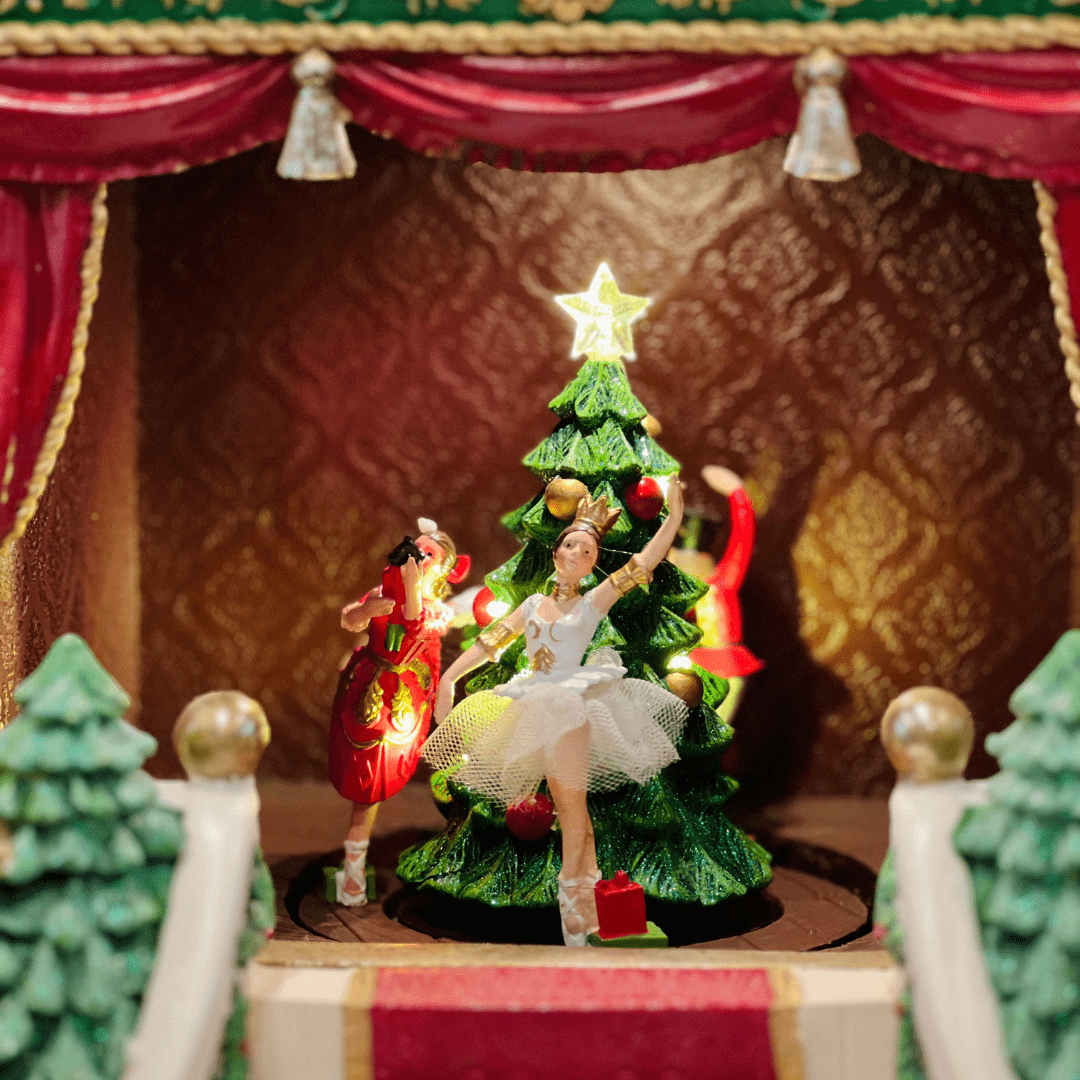 Cenário Natalino Ballet no Teatro Com Led, Movimento e Som 40x32x28cm