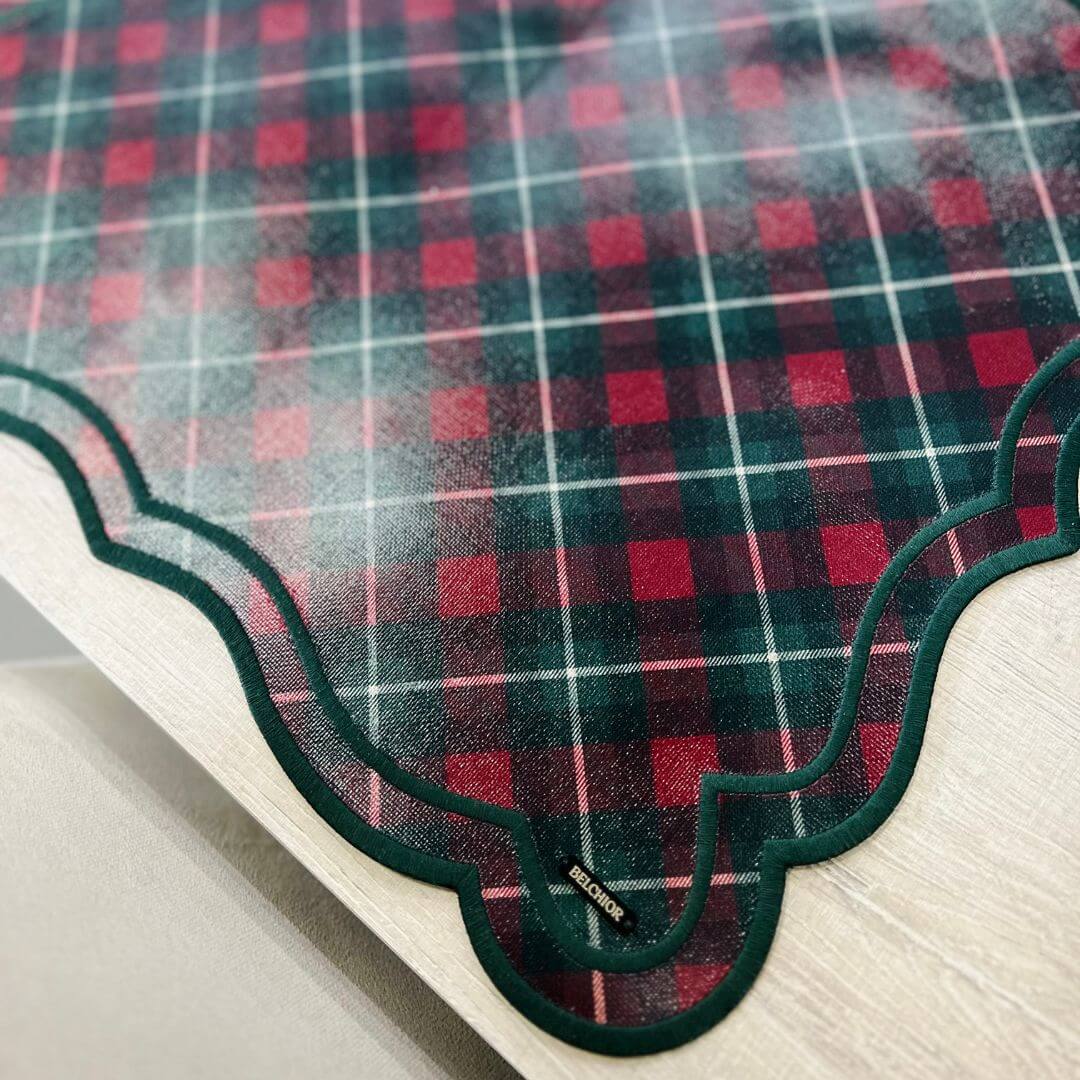Lugar Americano Natalino Tradições de Natal com Bordado – 44,5 x 38,5cm