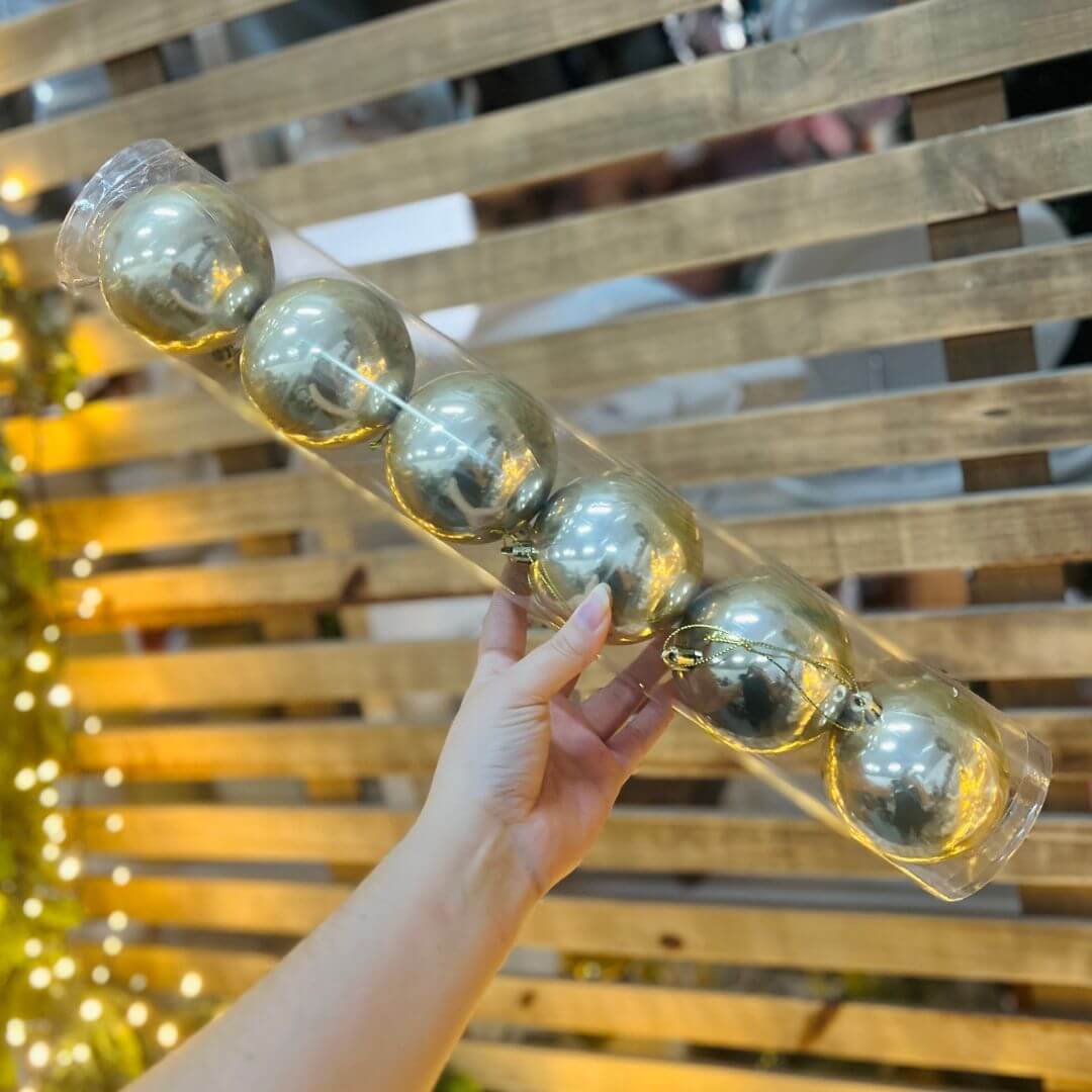 Bola Perolada Dourada – 8cm | Kit com 6