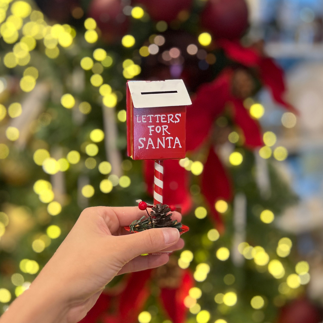 Caixa de Correio Metal Santa com Pé - 6x4x13cm