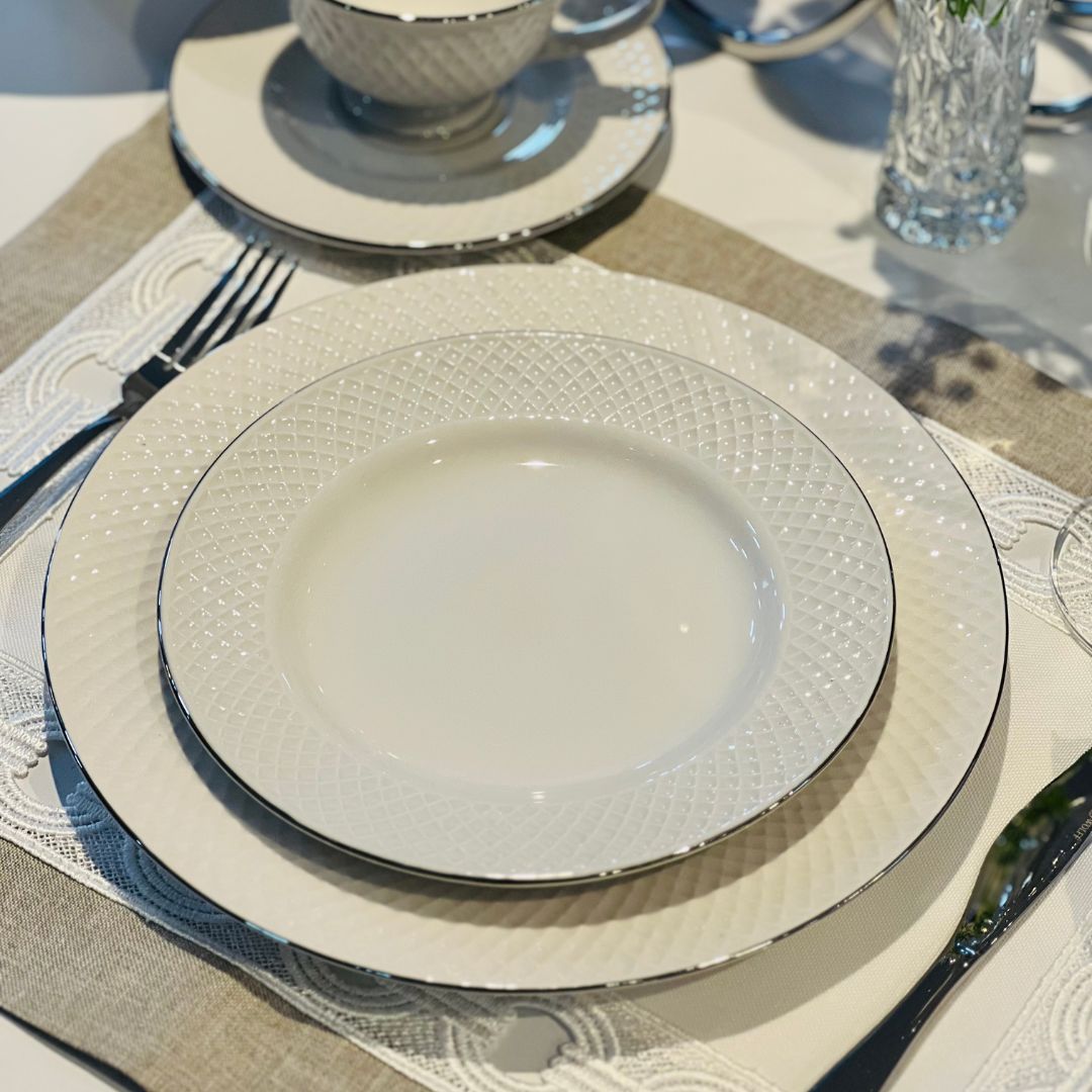 Prato para Sobremesa de Porcelana Joaquina Prateado - 20cm
