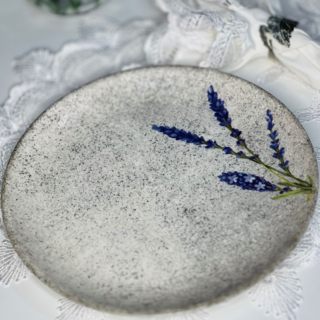 Prato Raso de Cerâmica Decorado Alfazema - 29,5cm