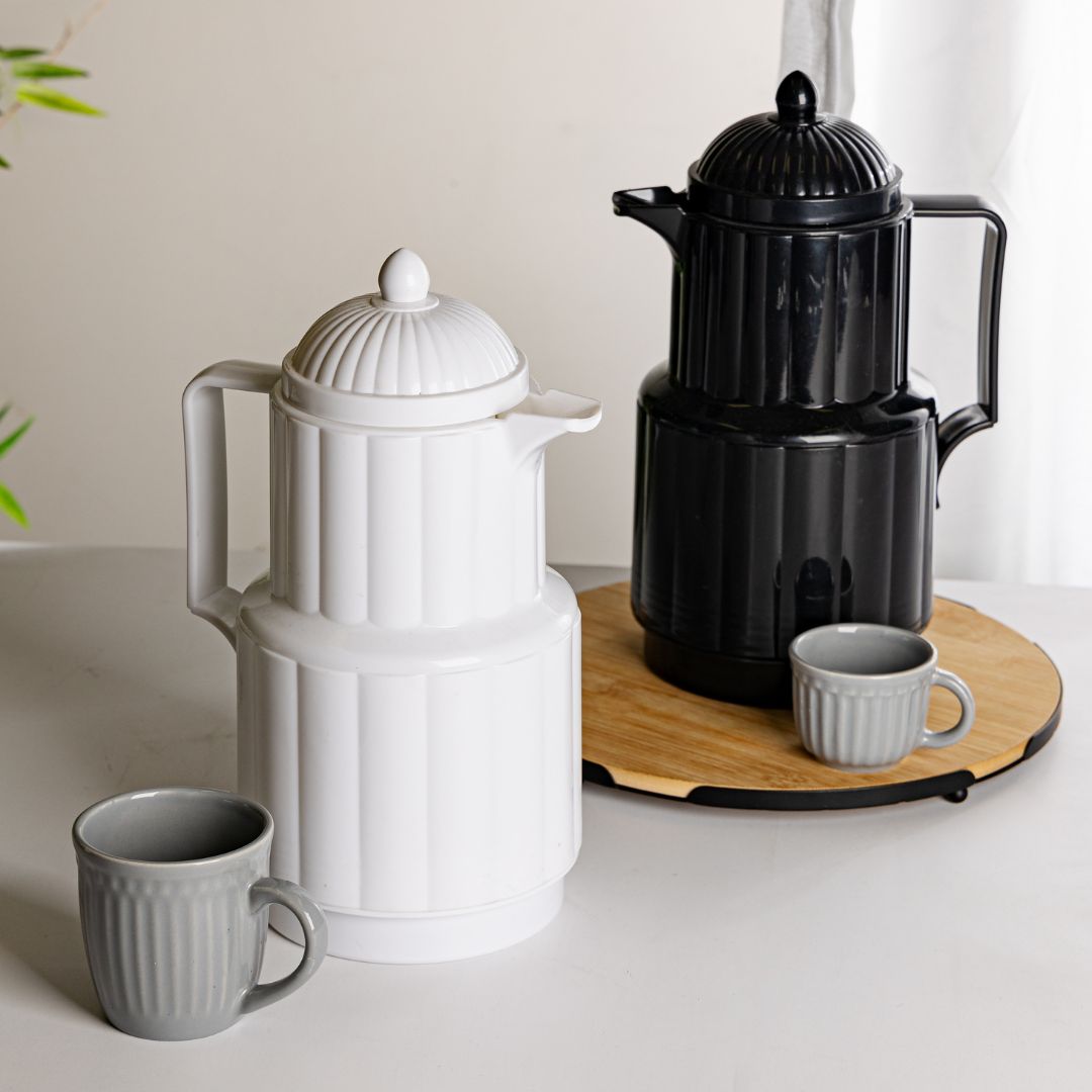 Garrafa Termica de Plastico Dubai Preta - 1L