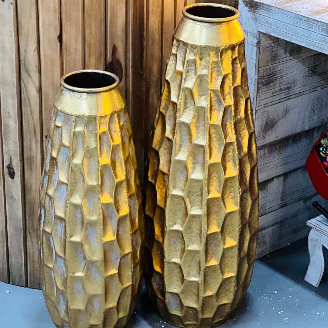 Vaso Dourado em Metal – 55,5cm