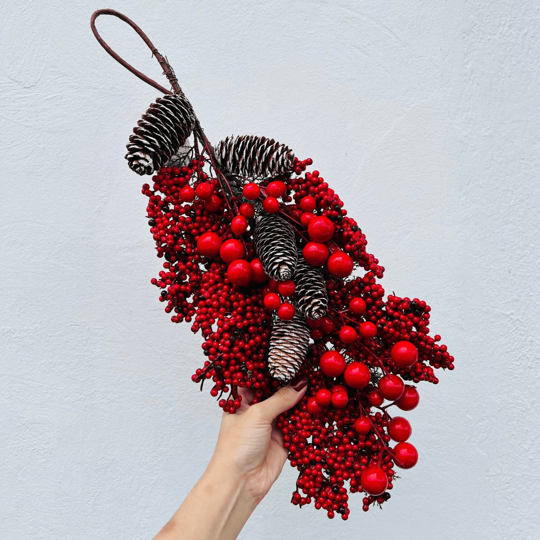 Pingente Berry com Pinha - 53cm