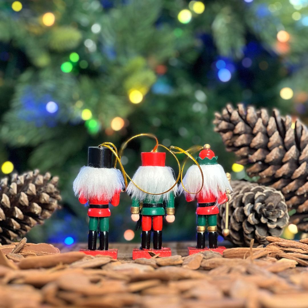 Boneco Quebra Nozes Com Três Unidades - 8cm