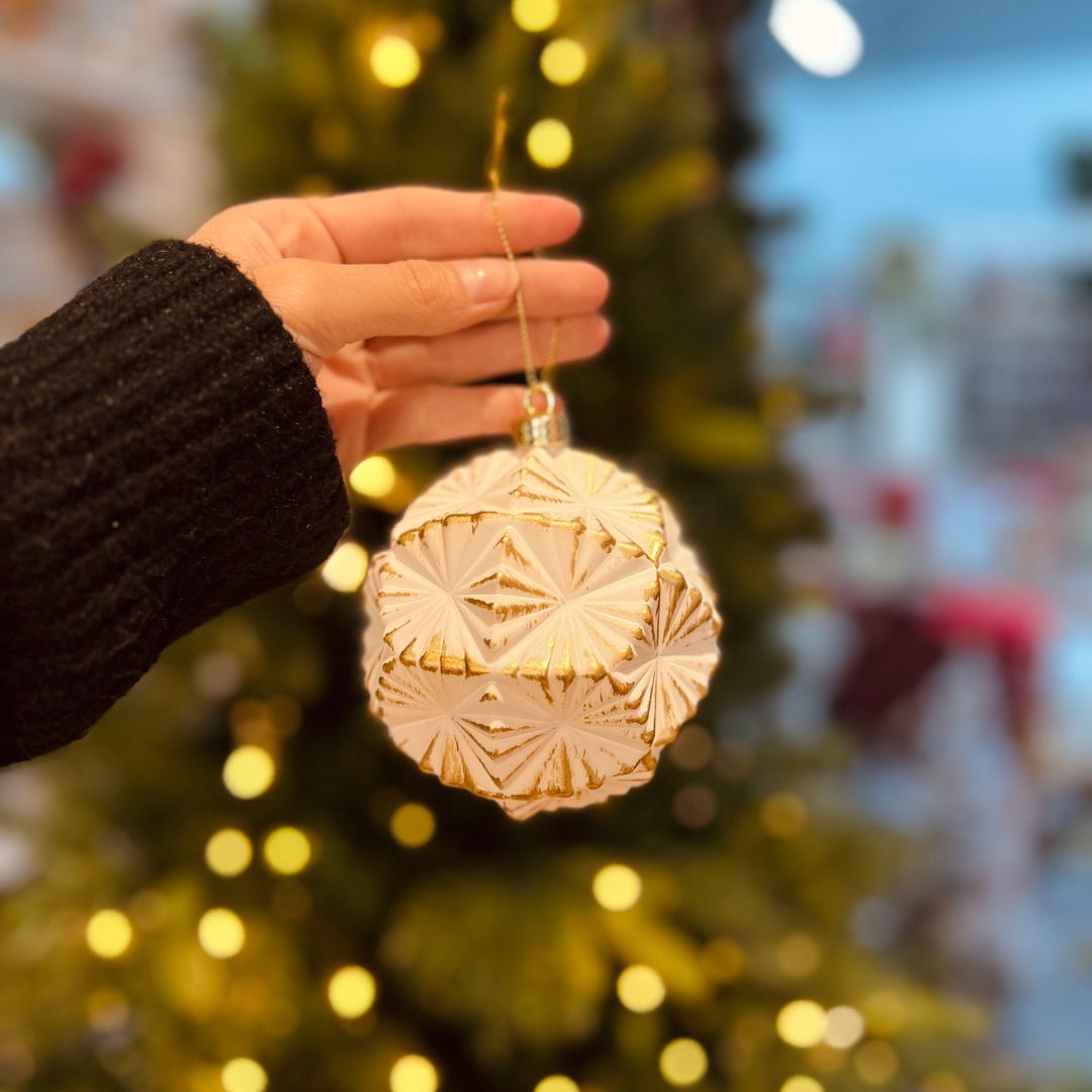 Bola Decorada Dourado Kit Com Três - Diam 8 Cm