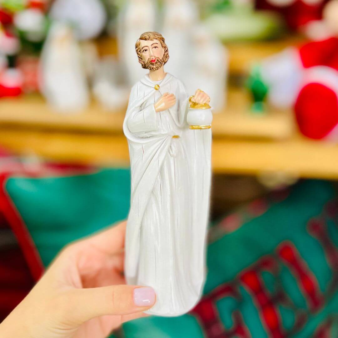 Presépio Branco com Detalhes em Dourado