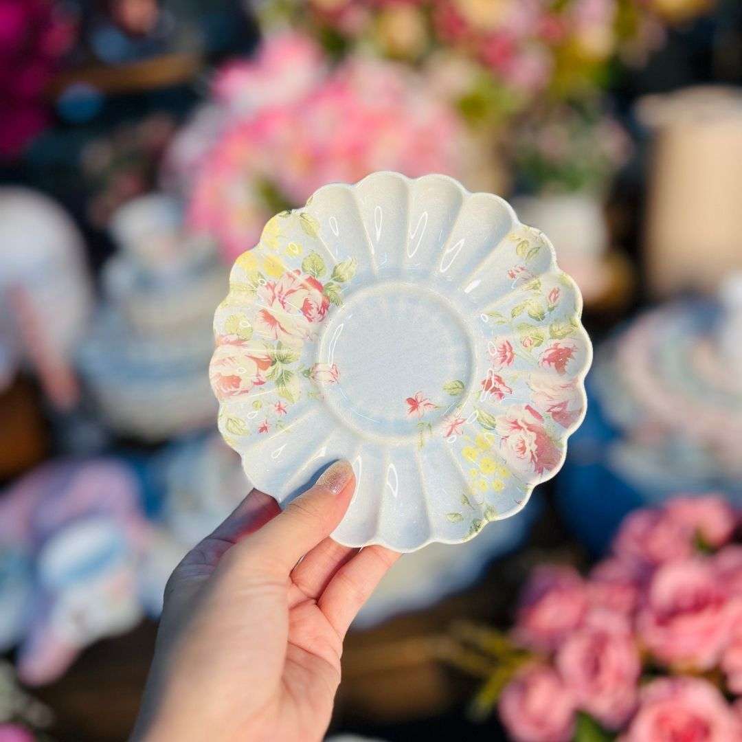Xícara de Chá Com Pires Azul Com Rosas Vó Dulce