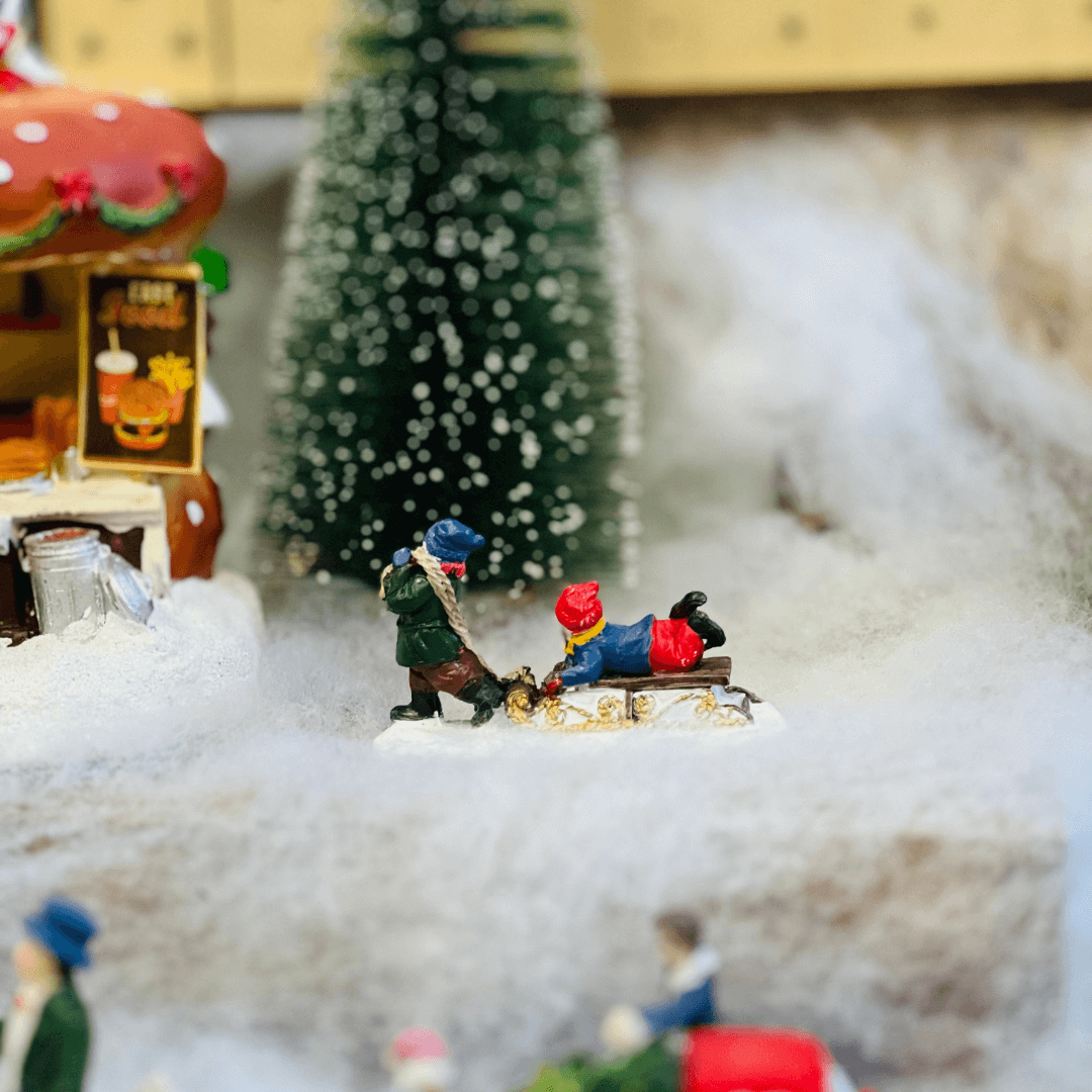 Cenário Natal Criancas no Trenó 4,5x7,5x3cm