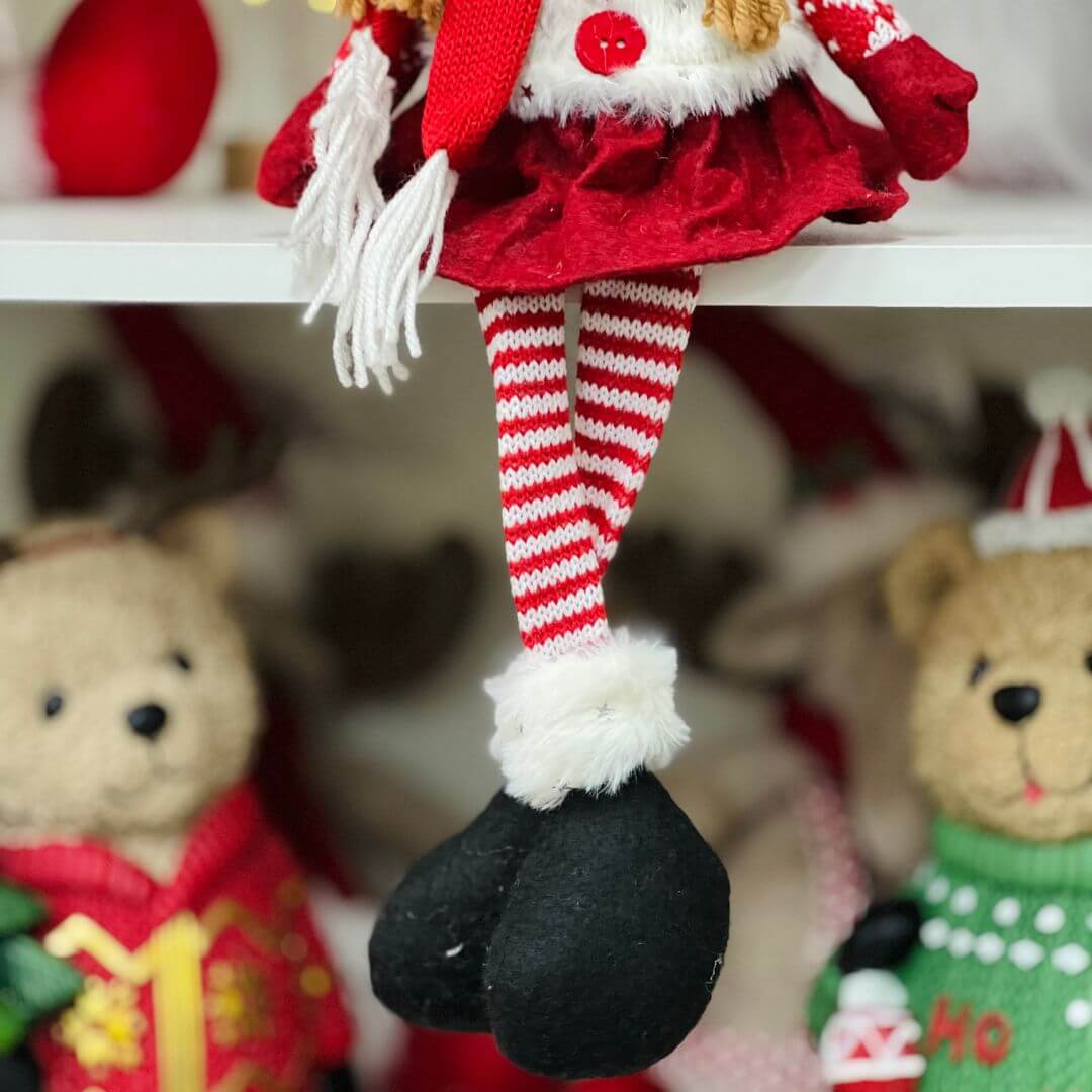 Menina Perna Longa Com Gorro Noel - 56cm