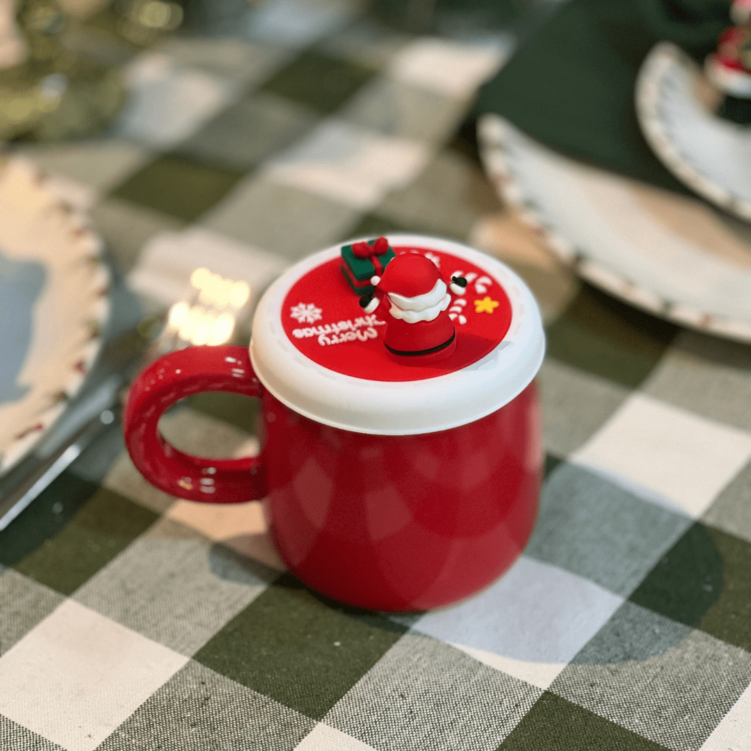 Caneca Papai Noel Com Tampa Vermelha 400ml 12cm