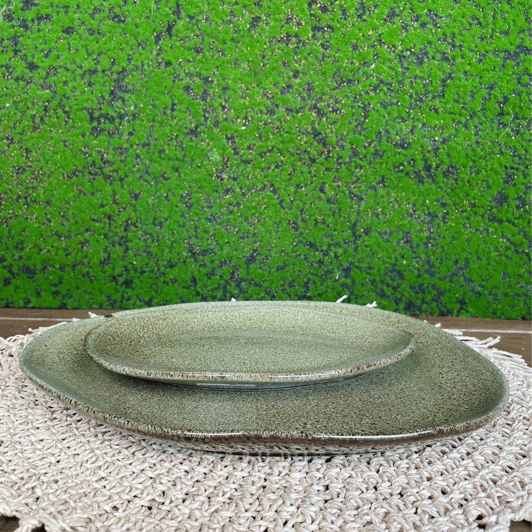 Prato Raso Oval Orgânico Croco Verde de Cerâmica 31x24x2,5cm