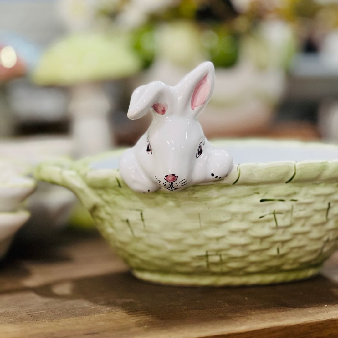 Cesta Com Coelho Verde Pastel - A Família 22,5cm