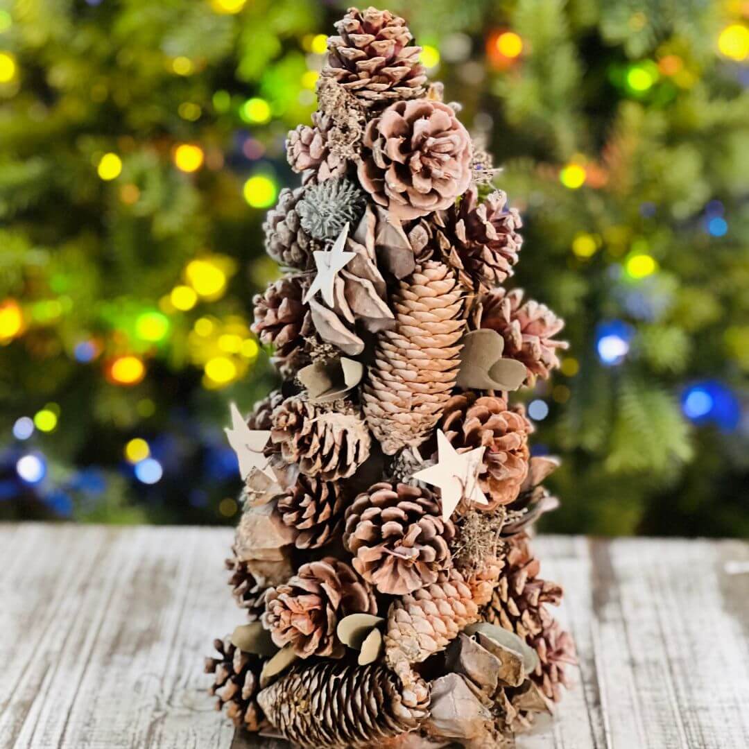 Arvore Cone Pinhas - 33cm