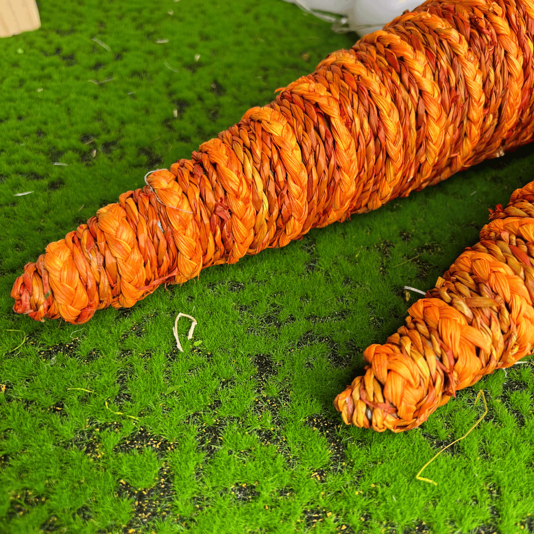 Cenoura Decorativa 34cm