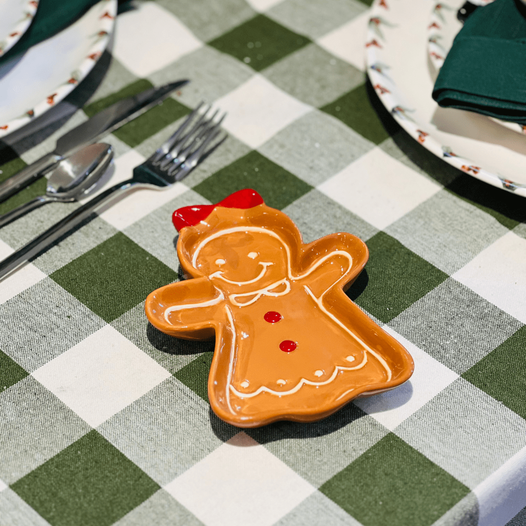 Petisqueira Natalina de Cerâmica Gingerbread Menina 16x2cm