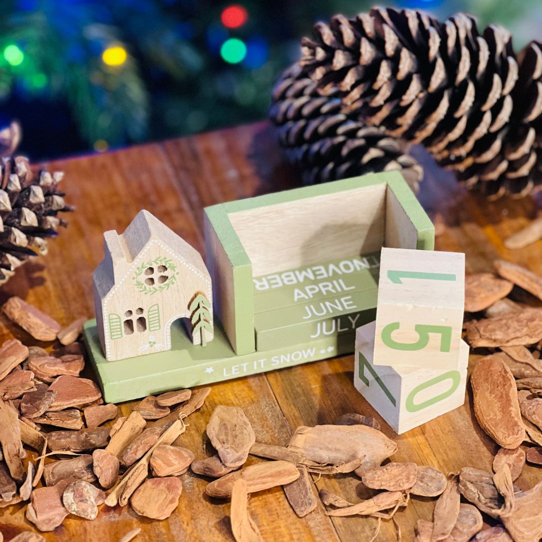 Calendário Casinha Verde - 15x4,5x7,7cm