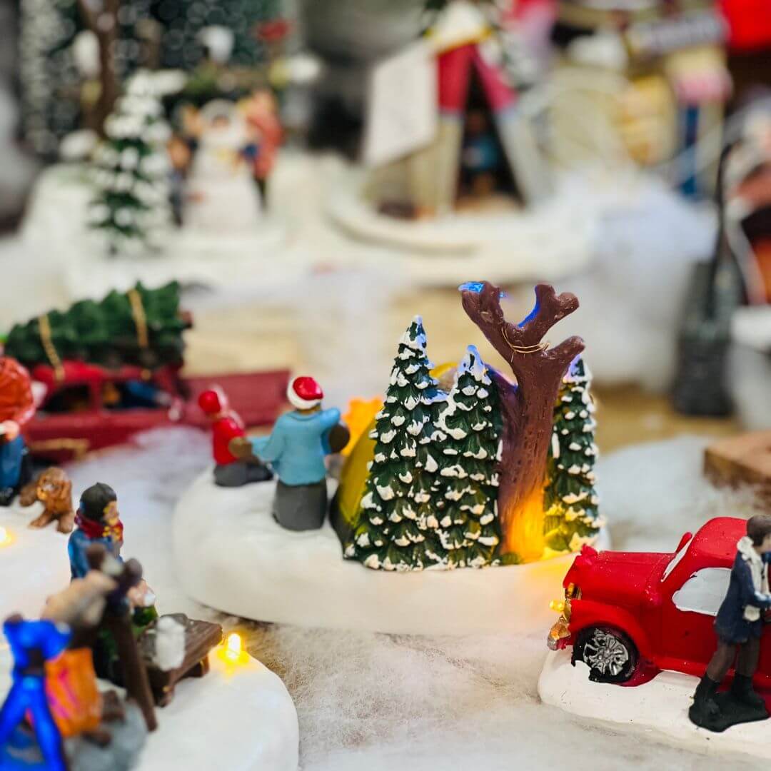 Cenário Natal Acampamento Com Led 11x13,2x9,2cm