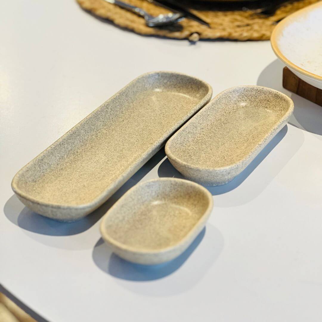 Travessa Oval de Ceramica Kobe Creme 16cmx8x3,5cm