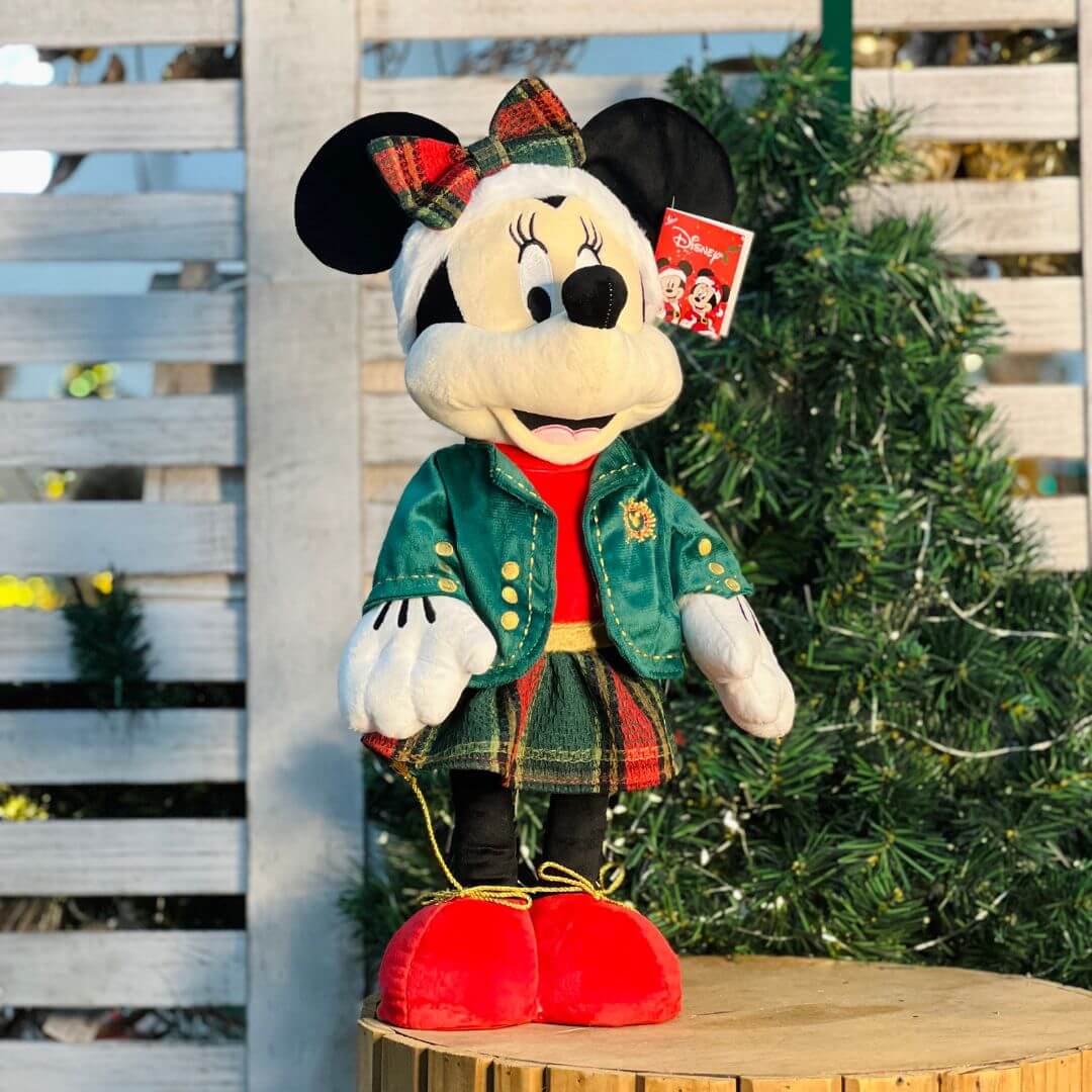 Boneca Decorativa Minnie com Saia Xadrez – 47cm