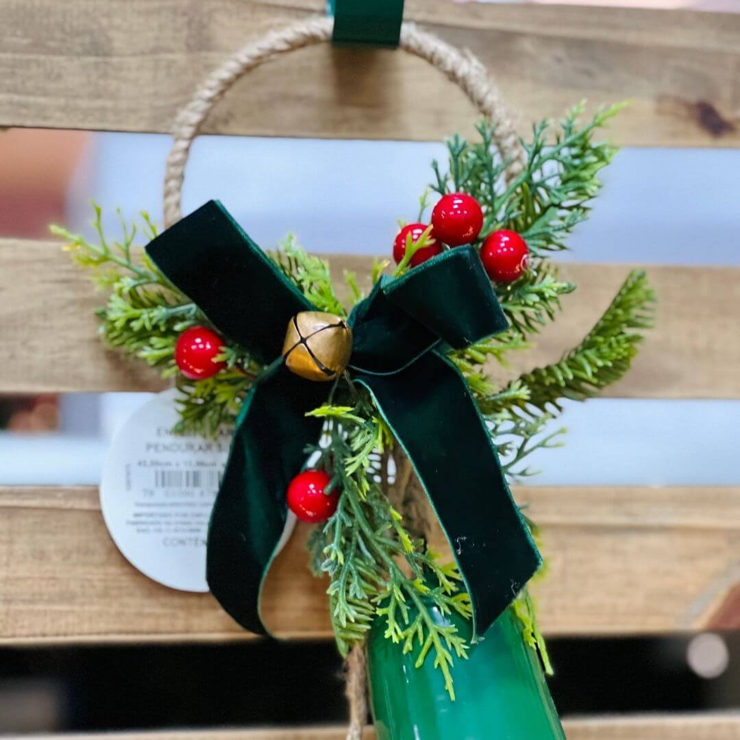 Enfeite Pendente de Sinos com Laço Verde – 45cm