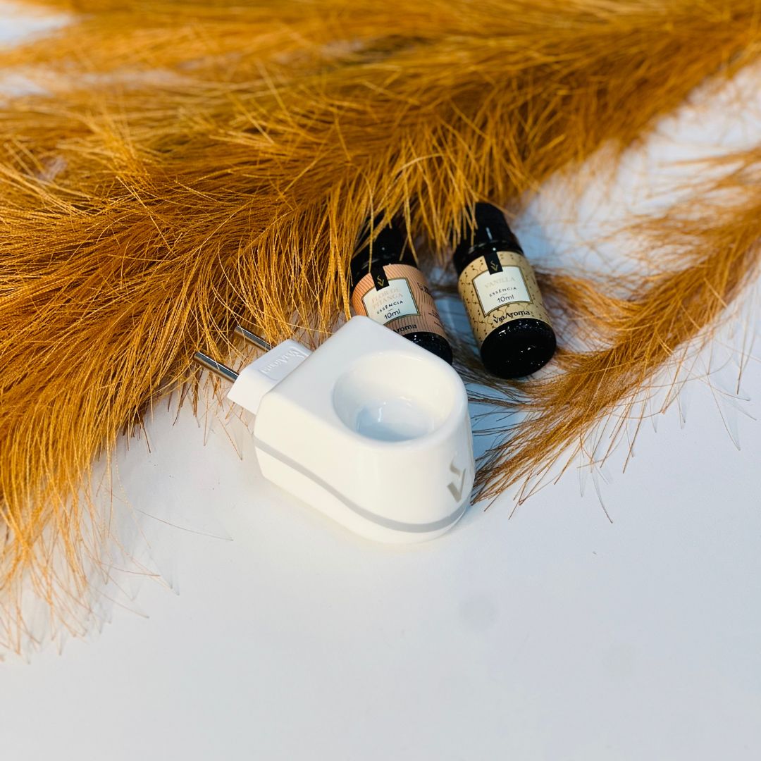 Aromatizador Elétrico Via Aroma Standard Led Branco - 7x5cm