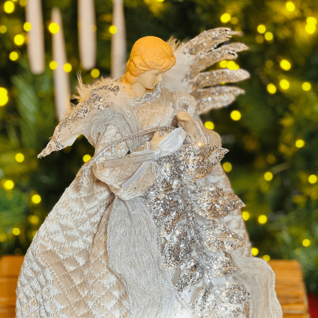 Anjo Natalino Com Arranjo Prata 30cm