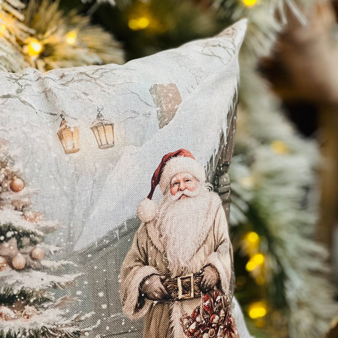 Capa Natalina Papai Noel Branco 43x43cm