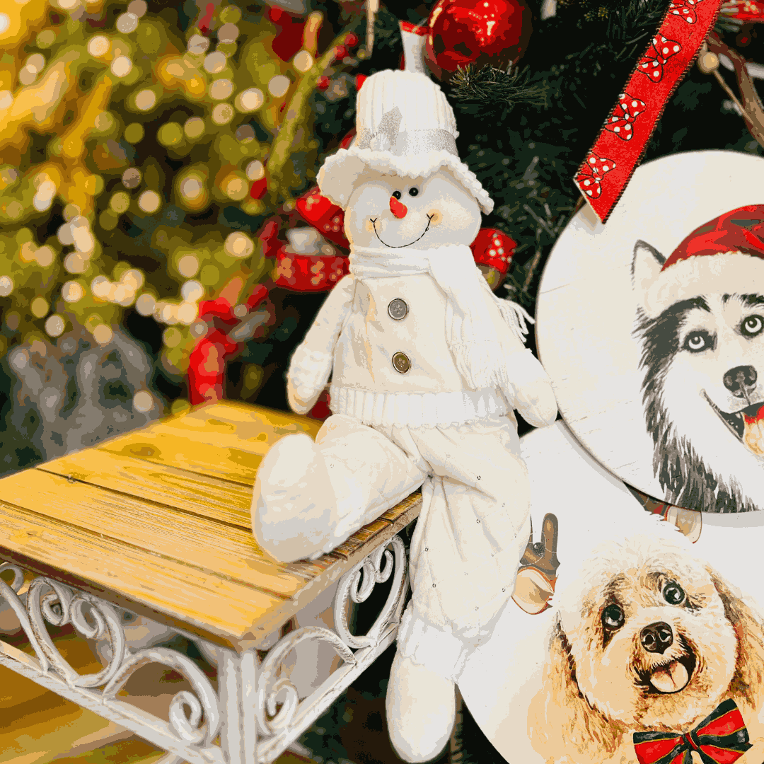 Boneco de Neve Sentado Branco e Prata de Pelúcia 60x23cm