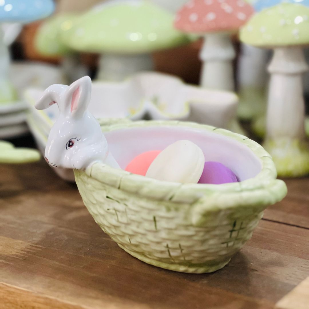 Cesta Com Coelho Verde Pastel - A Família 22,5cm