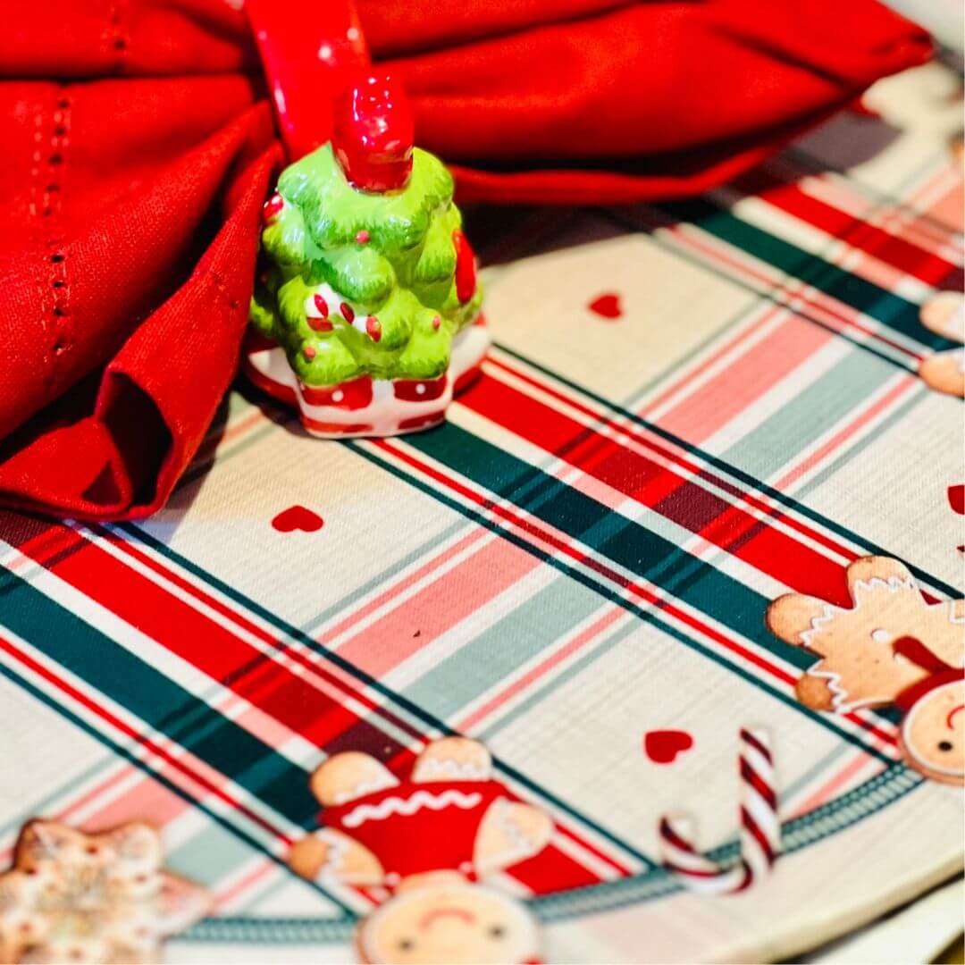 Capa para Sousplat Natalino - A Magia dos Biscoitos 35cmx35Cm