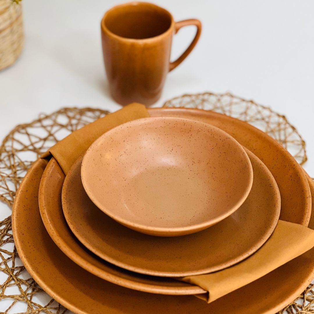 Kit 2 Guardanapos de Tricoline Liso Caramelo Com 2 Anéis - 43x43cm (533009)