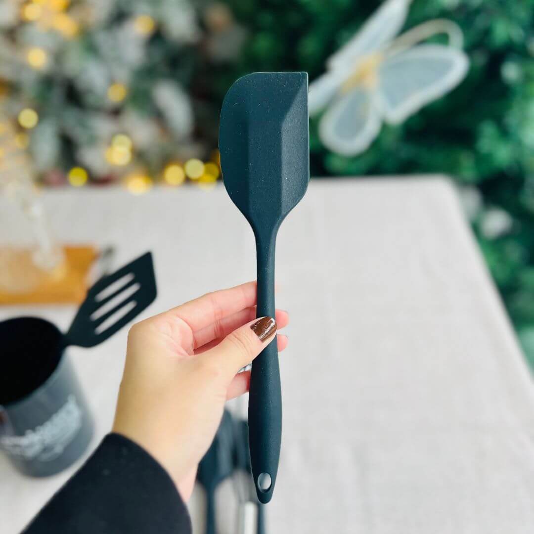 Conjunto de 6 Utensílios para Confeitaria de Silicone Com Suporte Preto